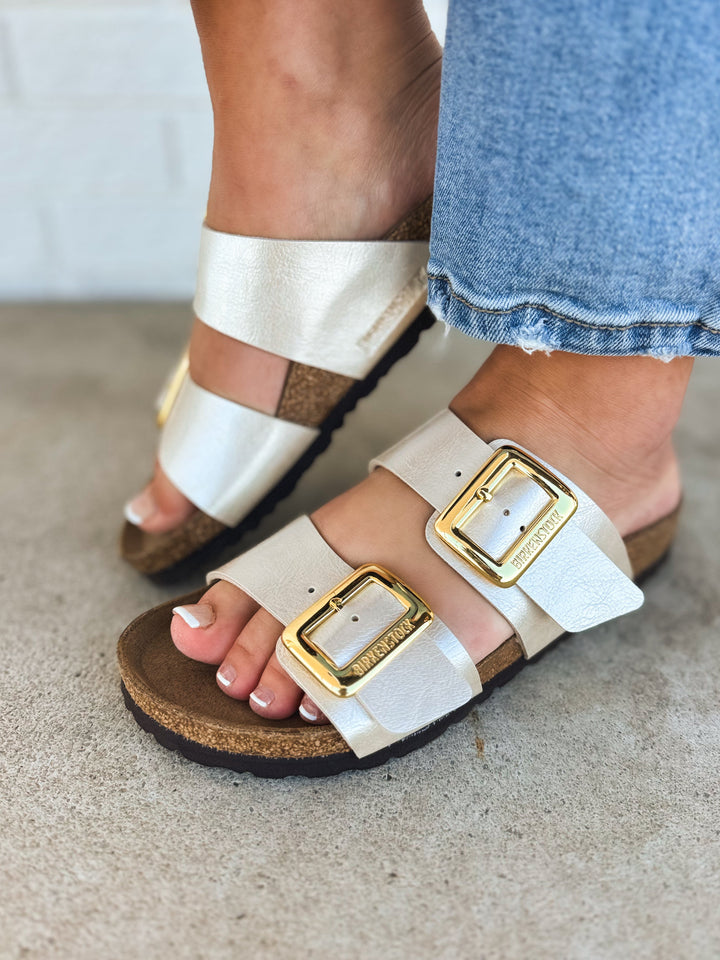 Sandalo Birkenstock Sydney Luxe Buckle - Graceful Pearl White