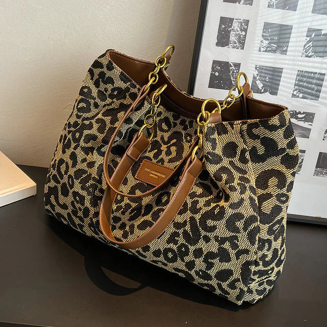 Chloe - Borsa tote con stampa leopardata