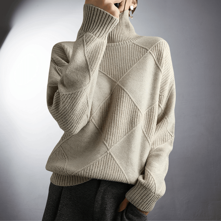 Maglione lavorato a maglia con motivo a rombi e collo alto