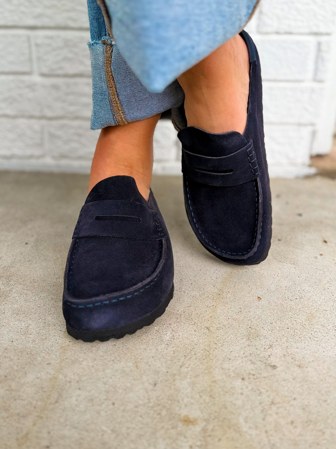 Zoccolo Birkenstock Naples in pelle scamosciata avvolgente - Midnight Navy