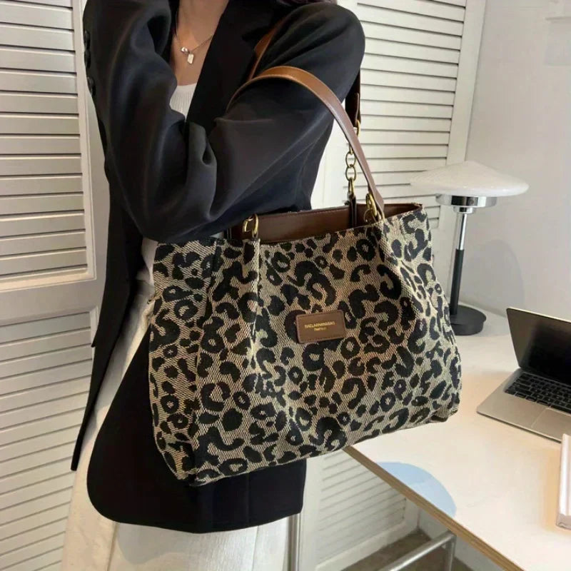 Chloe - Borsa tote con stampa leopardata