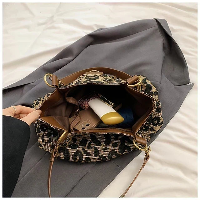 Chloe - Borsa tote con stampa leopardata