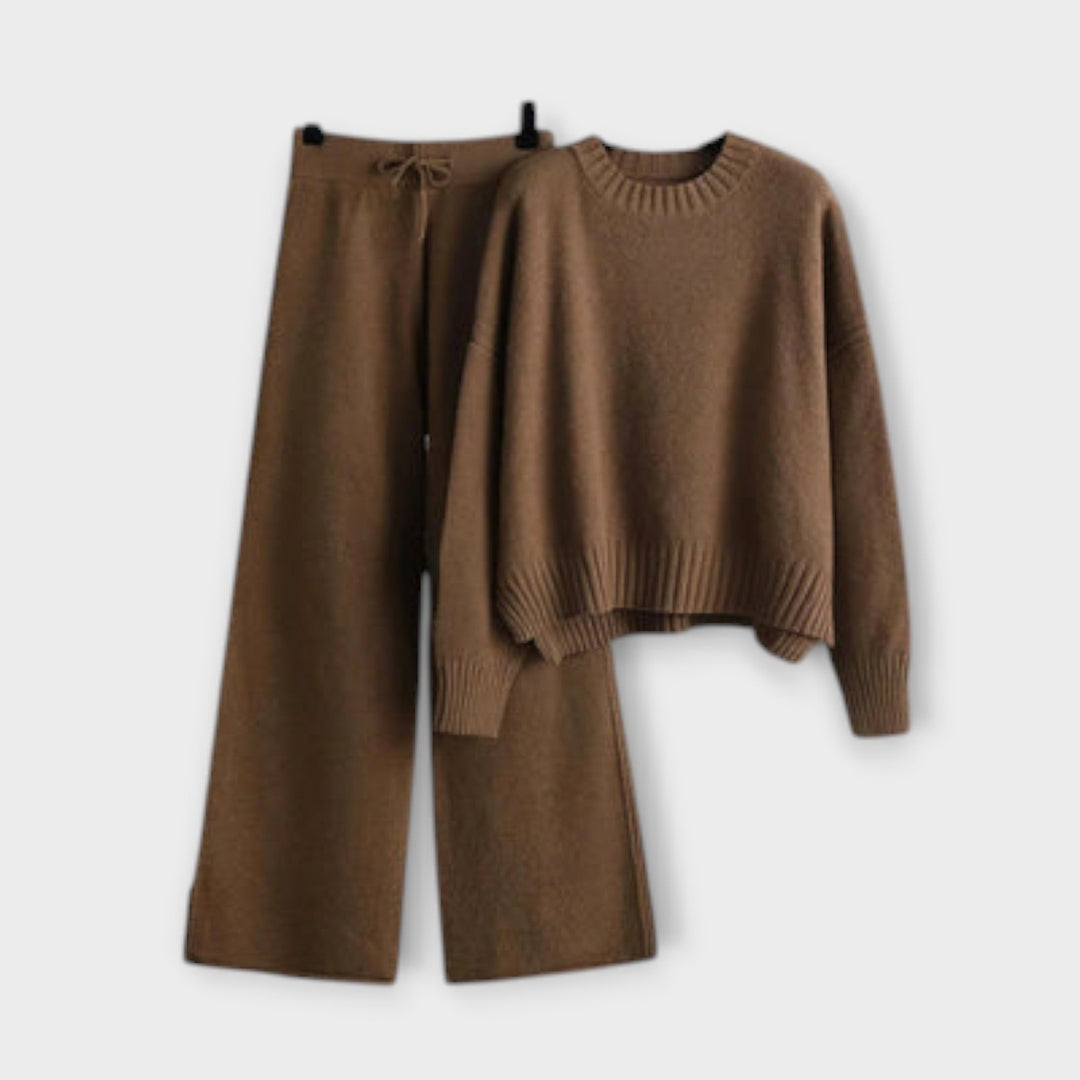 Evie - Completo casual ricamato