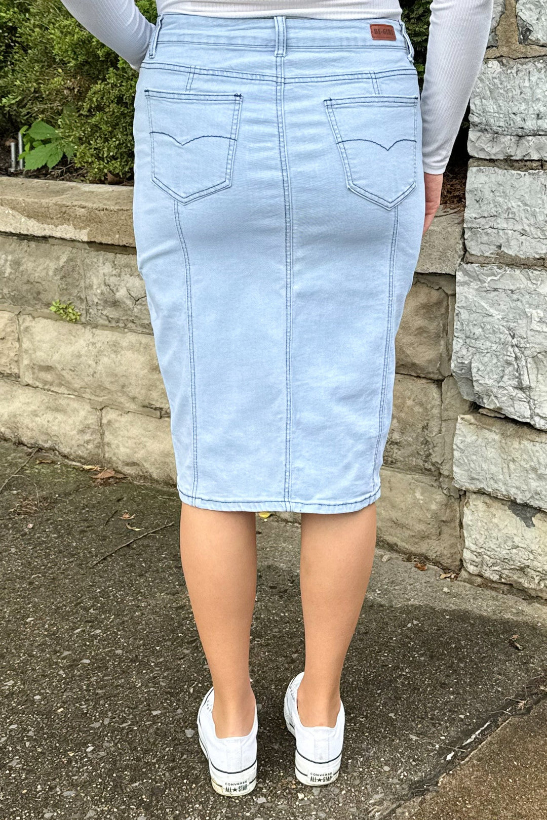 Gonna in denim a pannelli in indaco chiaro