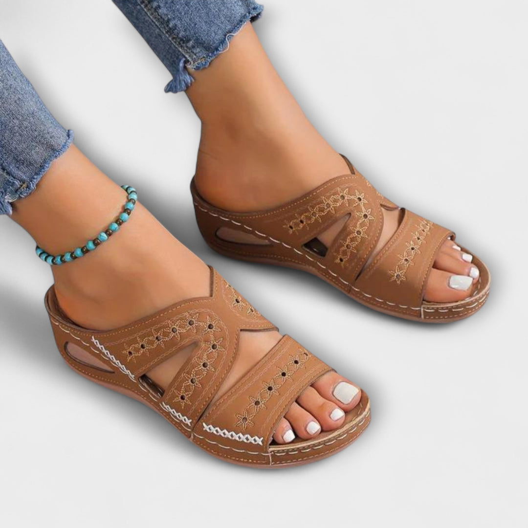 Berta - Sandali comfort in blu navy