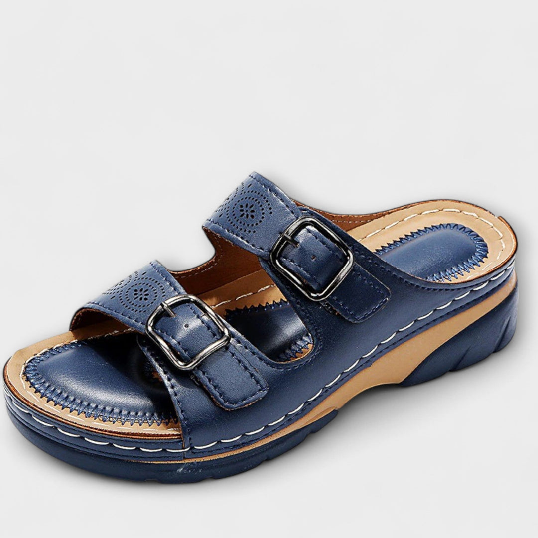 Gertrud - Pantofole in pelle con fibbie