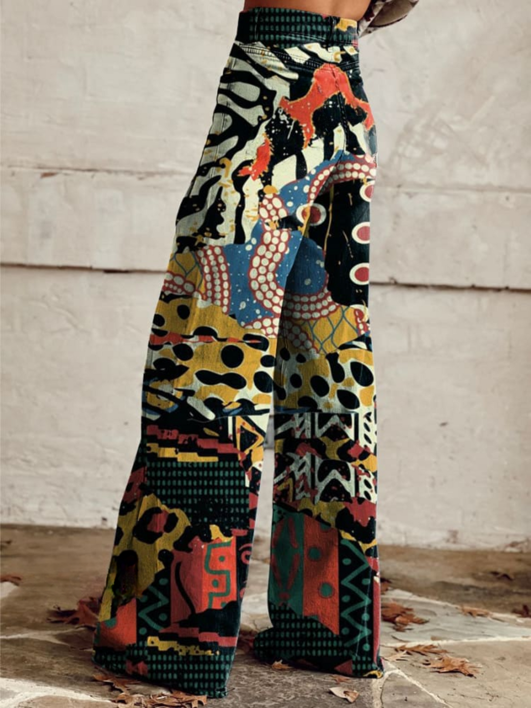 Pantaloni boho vintage con stampa grafica