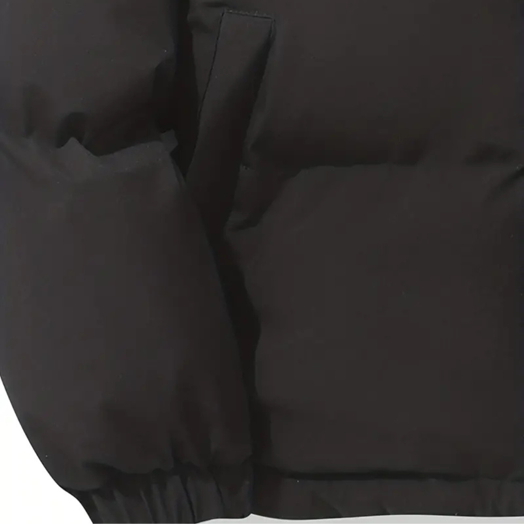 Cappotto invernale con cappuccio
