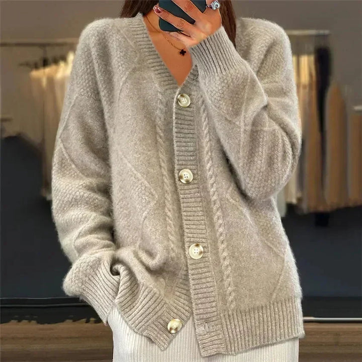 Aaliyah | Cardigan con scollo a V e bottoni frontali, dettaglio in maglia a rombi, perfetto per tutti i giorni