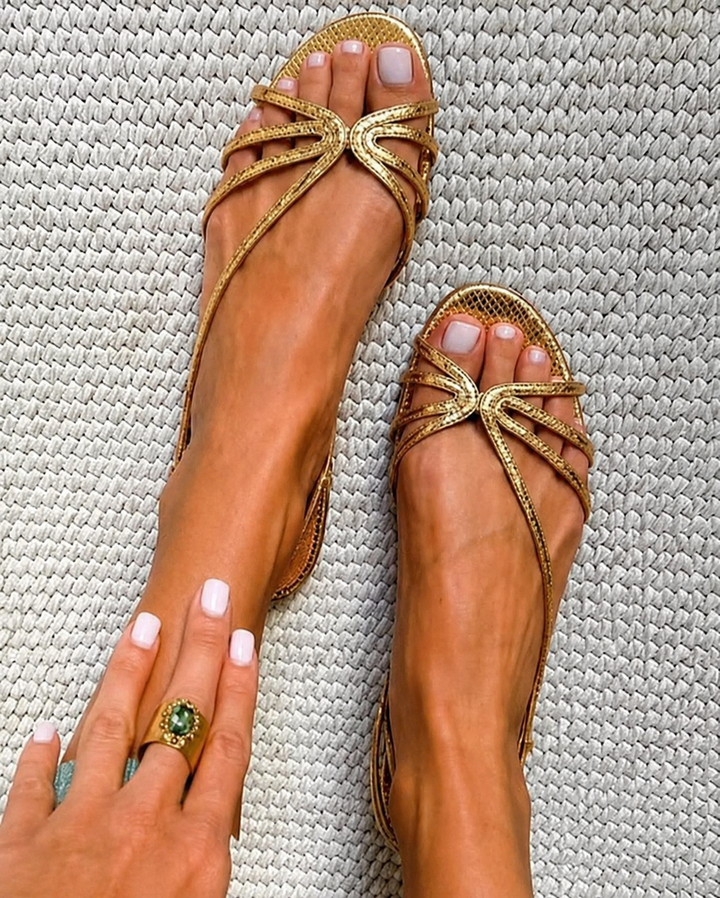 Rita | Eleganza Estiva dei Sandali Oro