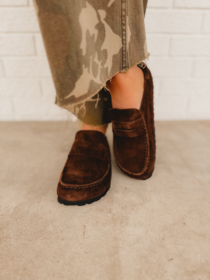 Zoccolo Birkenstock Naples in pelle scamosciata avvolgente - Carafe