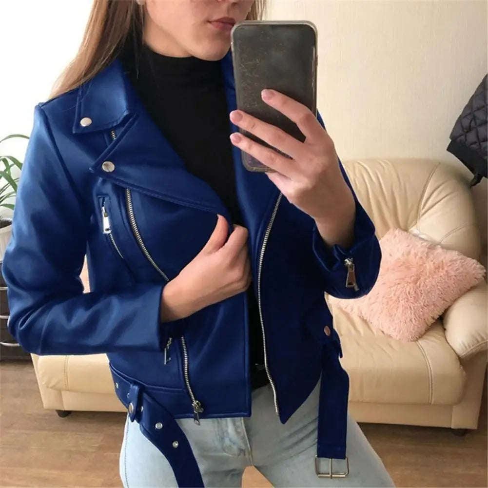 Elegante giacca da motociclista in pelle