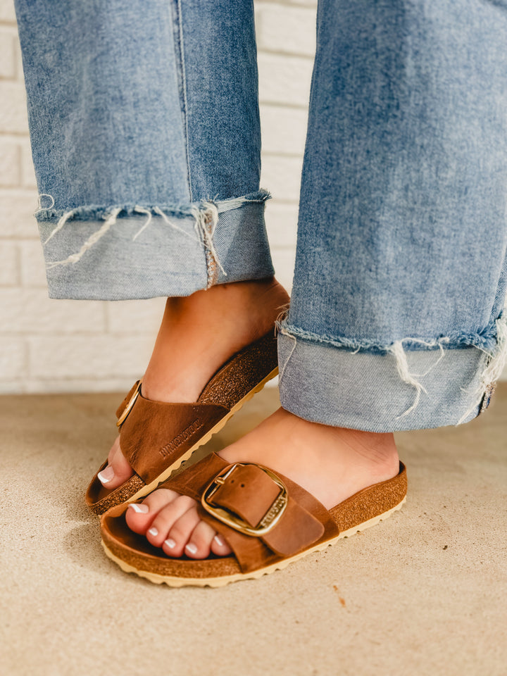Sandali Birkenstock Madrid Big Buckle in pelle oliata - Cognac