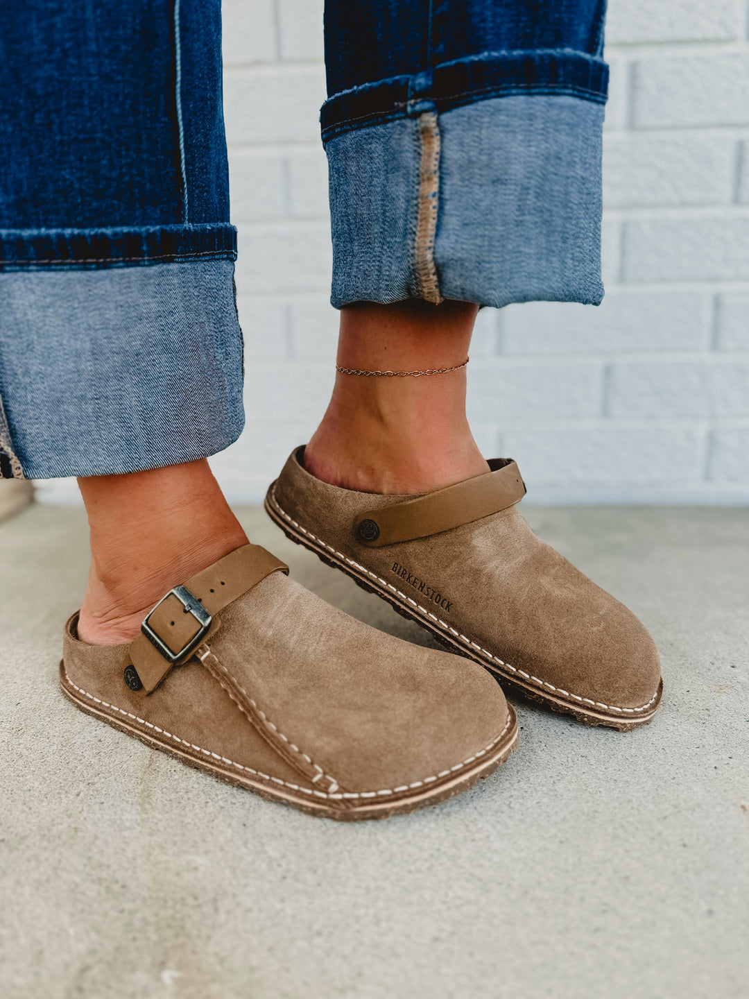 Zoccoli Birkenstock Lutry in camoscio premium - Tortora grigio