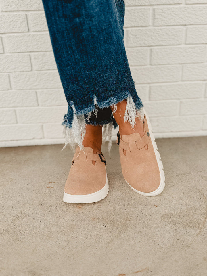 Birkenstock Boston Papillio Chunky Suede Leather Clog - Warm Sand