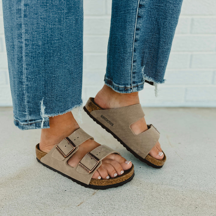 Sandalo Birkenstock Arizona in pelle oliata - Tabacco marrone