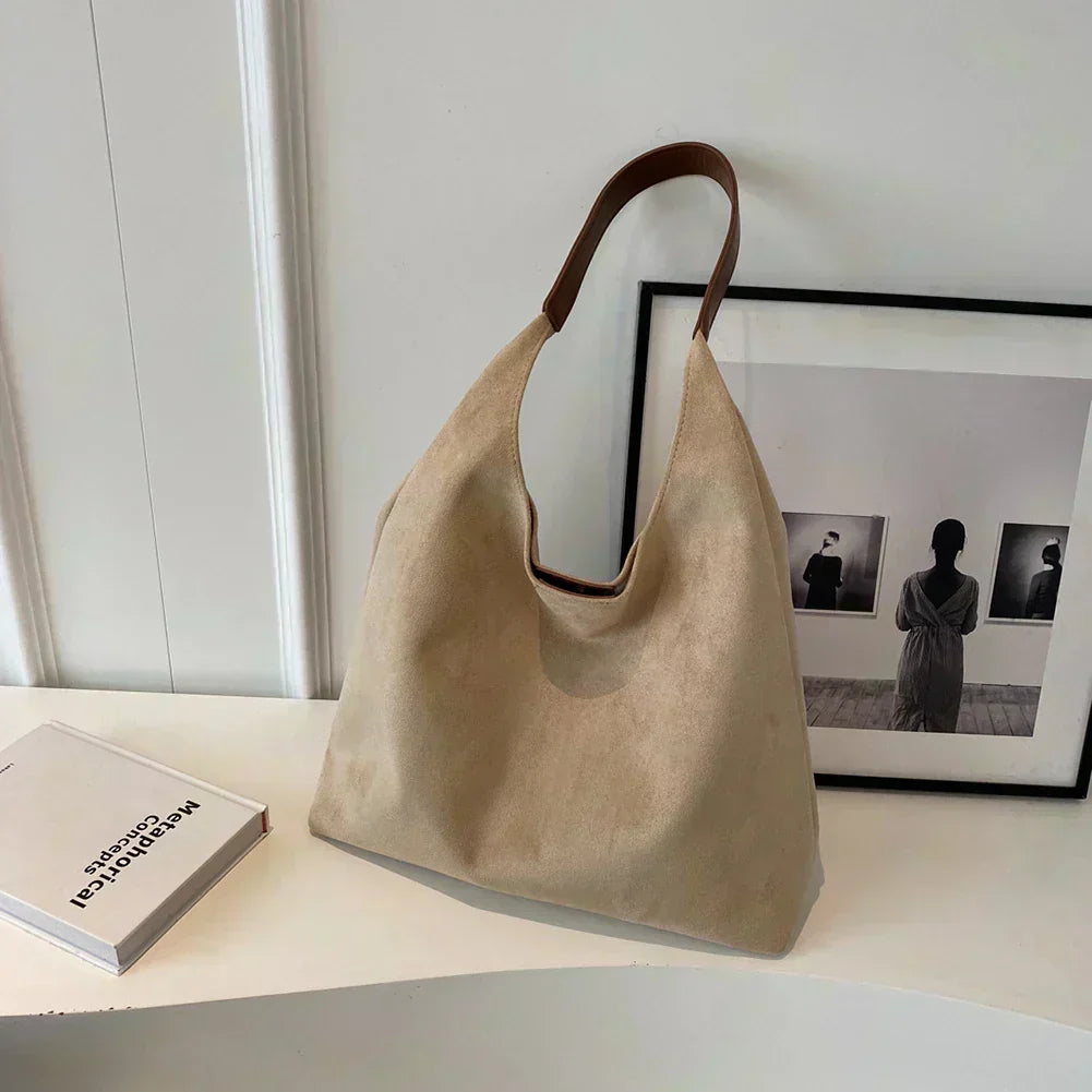 Borsa Hobo in pelle scamosciata