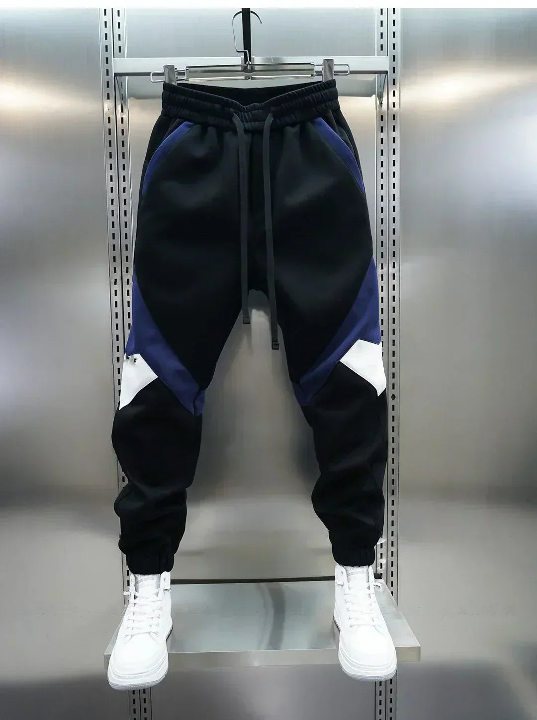 Pantaloni casual a pannelli