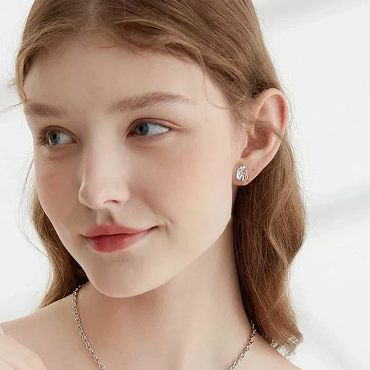 Imogen - Cat Hug Earrings