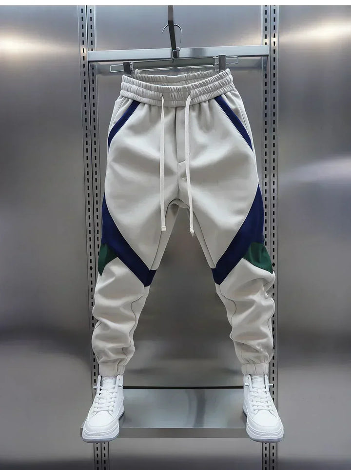Pantaloni casual a pannelli