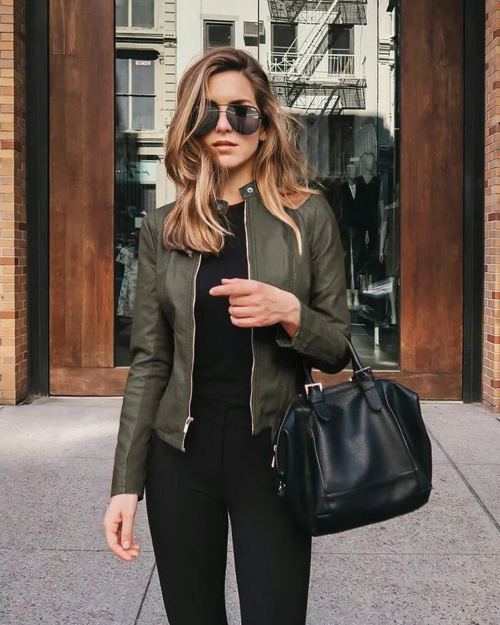 Giacca in pelle alla moda