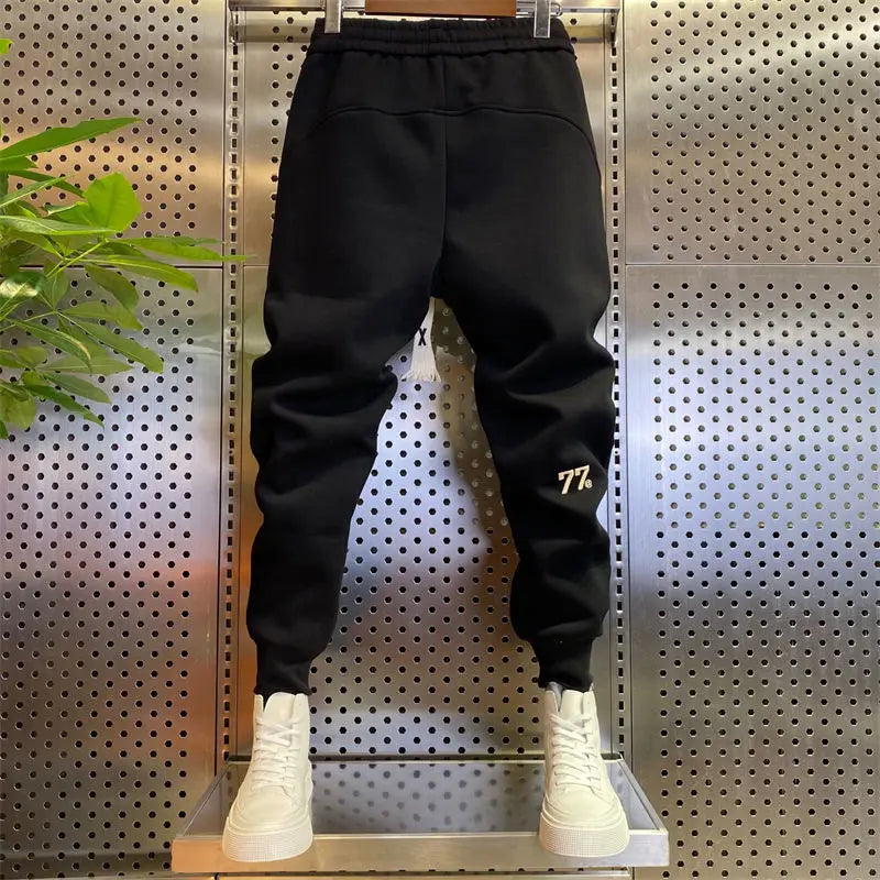 Pantaloni in stile moderno