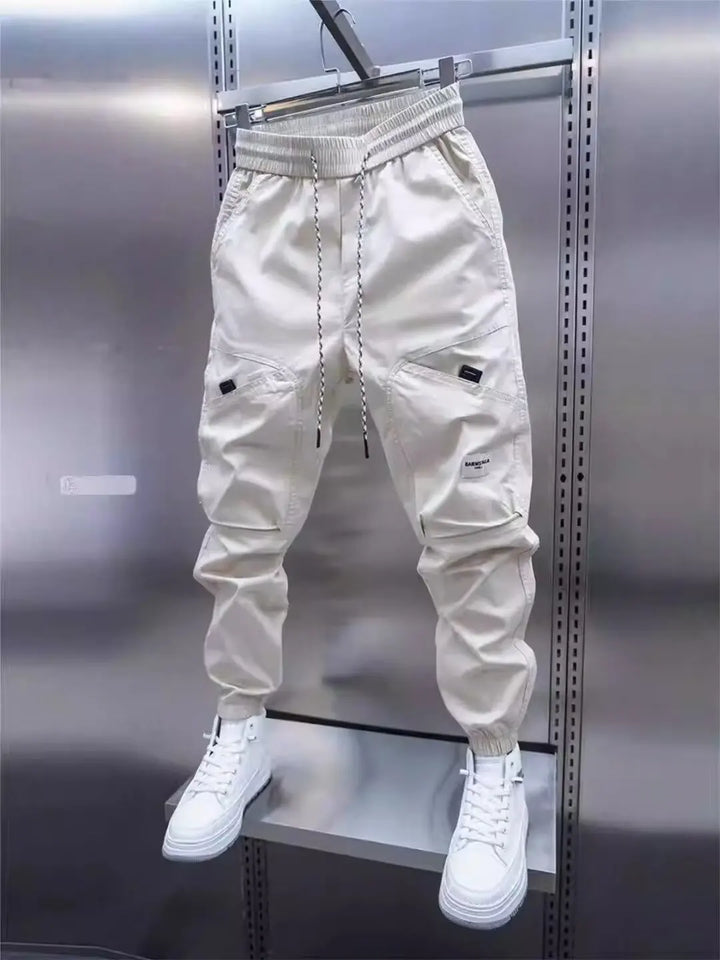 Pantaloni sportivi con dettagli