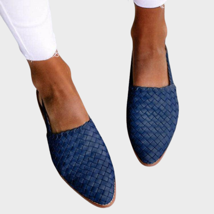 Franziska – Eleganti pantofole intrecciate