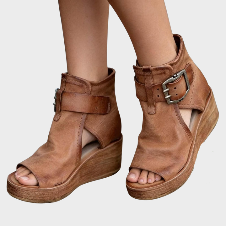 Vreni – Summer Wedge Sandals in Vintage Look