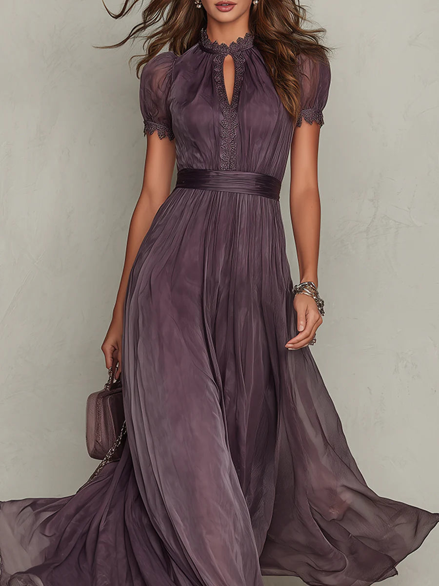 Flavia | Vestito lungo viola con scollo a goccia, bordo in pizzo di chiffon