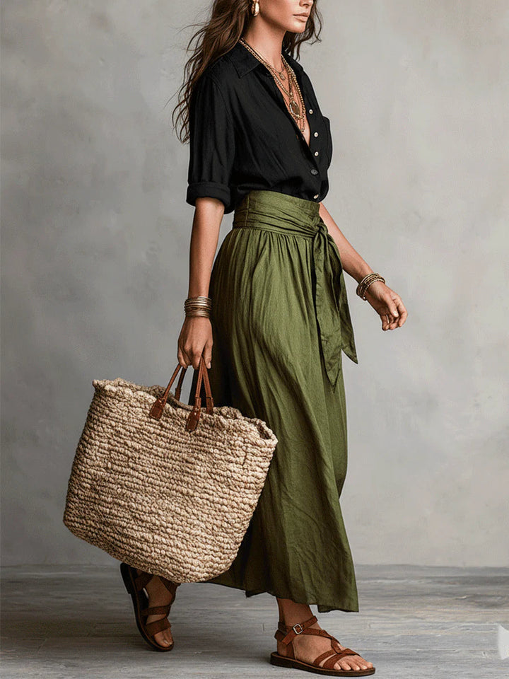 Vera – Completo due pezzi: top nero e gonna midi verde oliva
