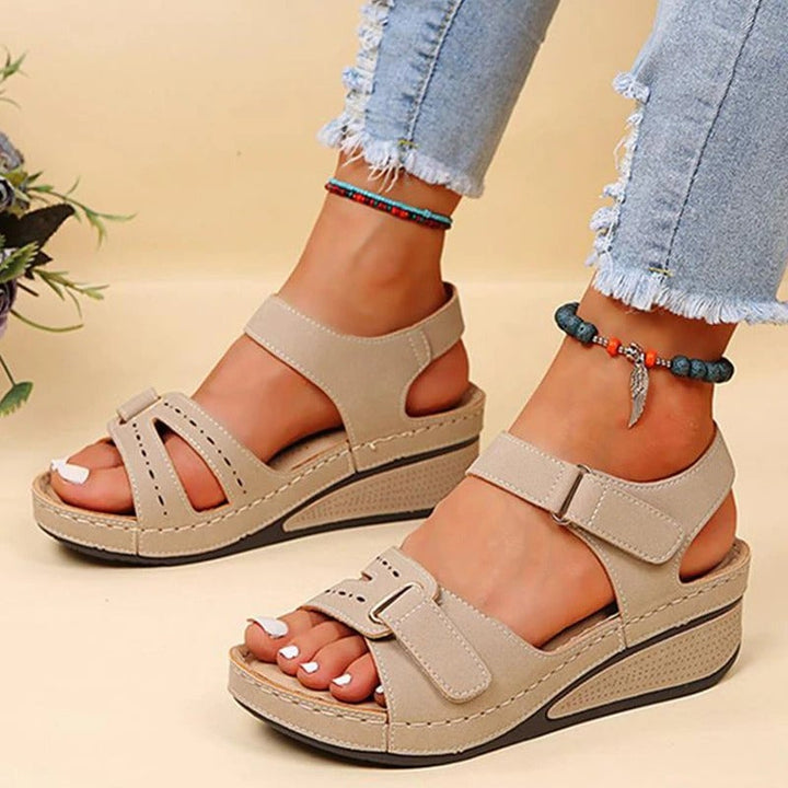 Islara™ | Sandalo con supporto ammortizzato
