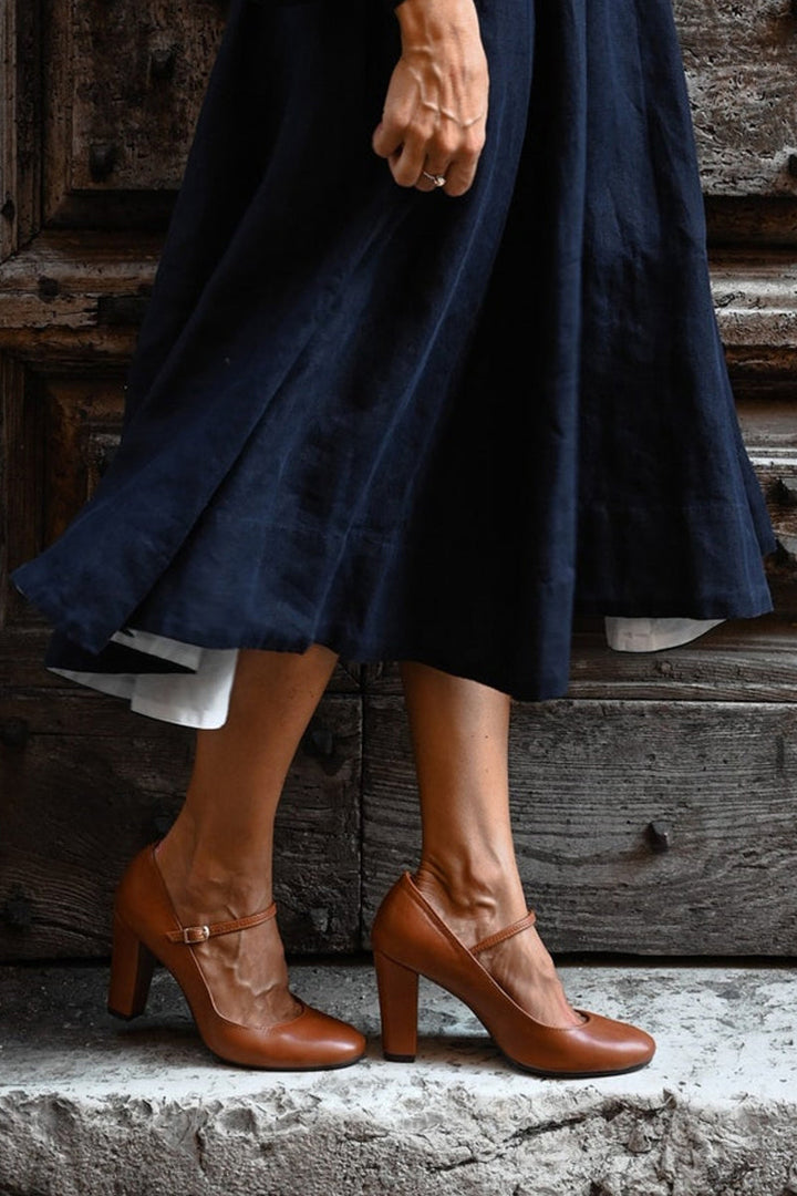 Caella | Eleganti sandali con cinturini e tacco compatto, perfetti per ogni occasione