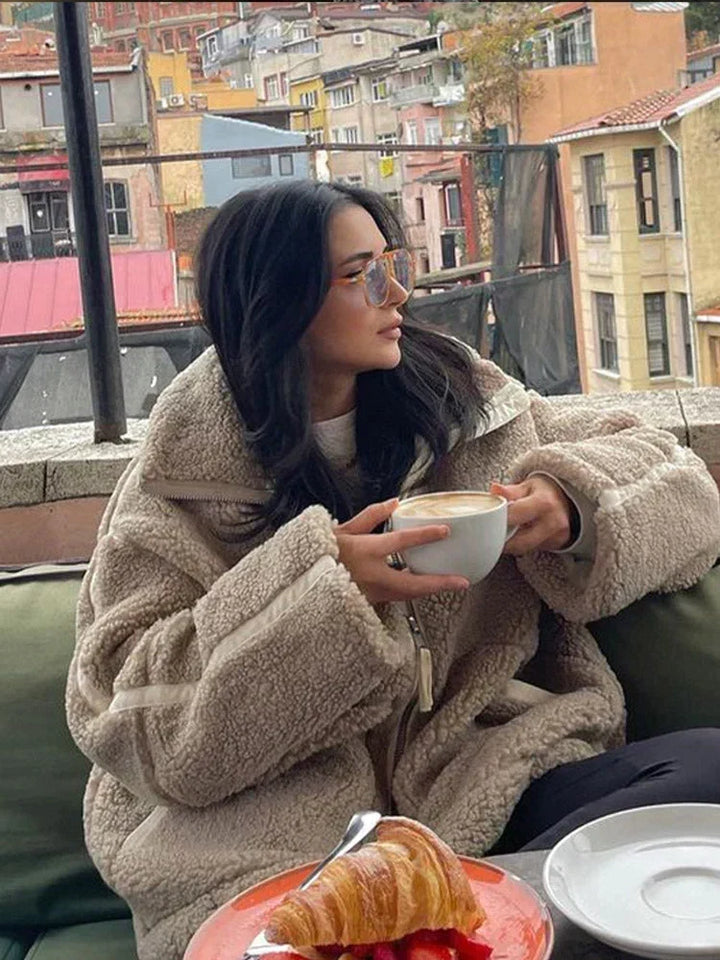 NADIA | Giacca Teddy Oversize con Collo Alto da Donna