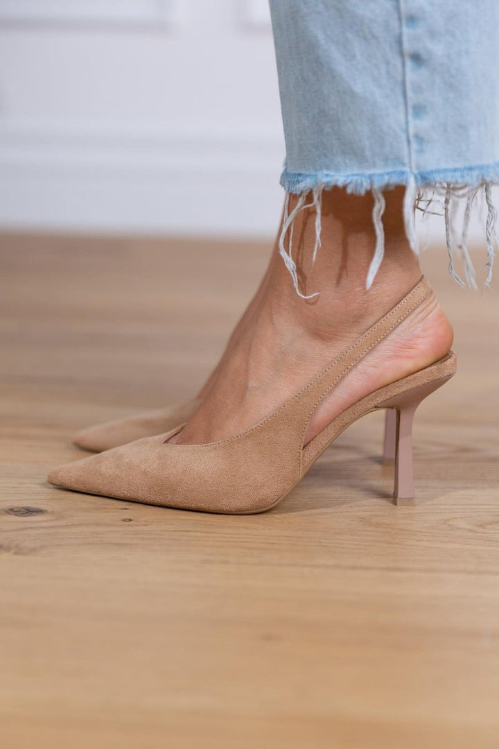 Isla - Décolleté slingback color carne con tacco sottile