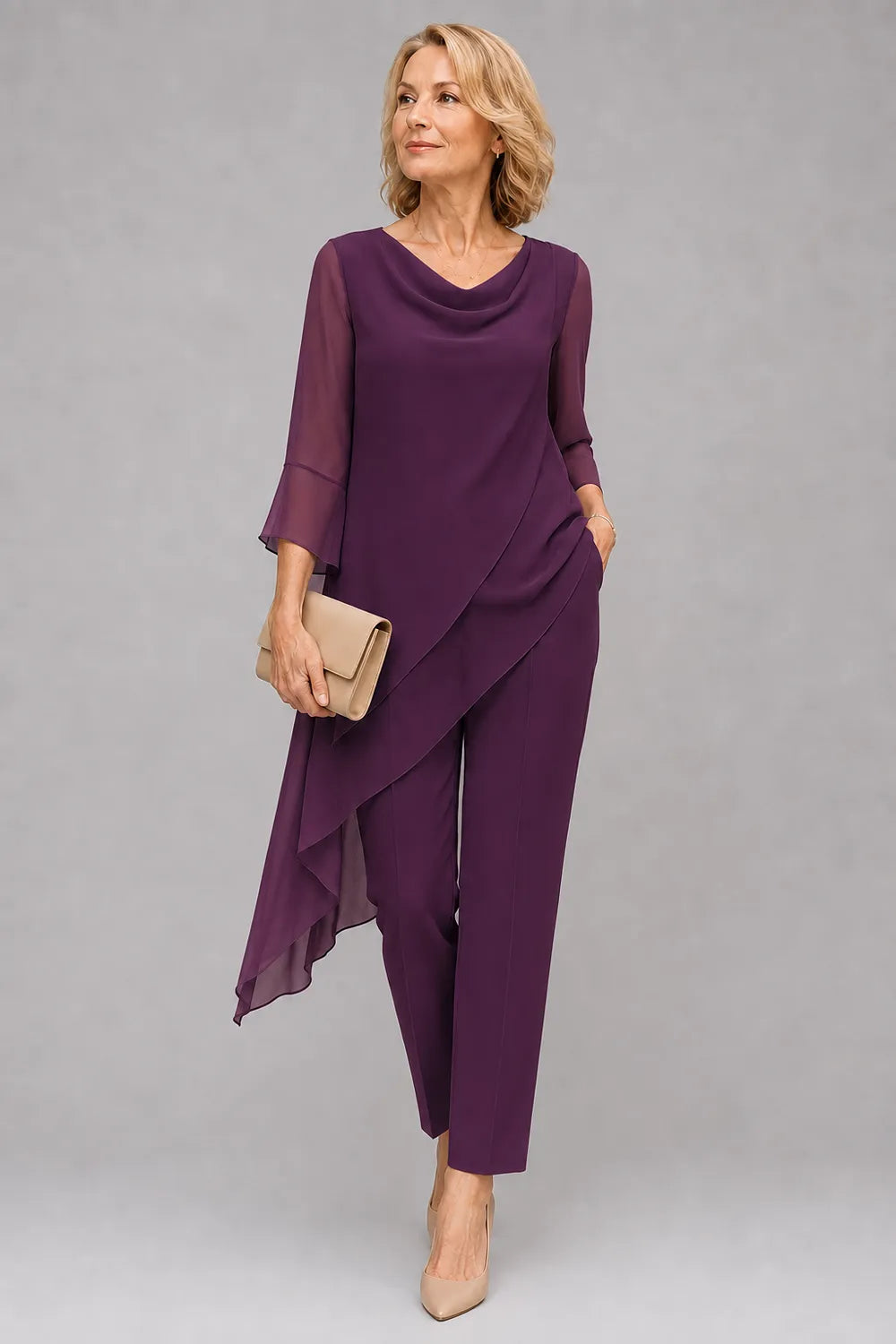 Completo pantalone per invitate a nozze in chiffon fluido