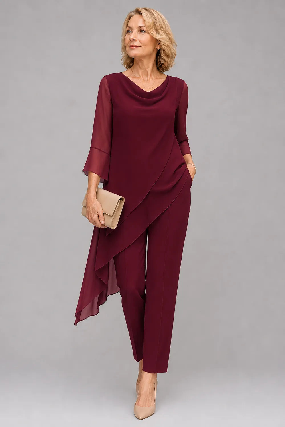 Completo pantalone per invitate a nozze in chiffon fluido