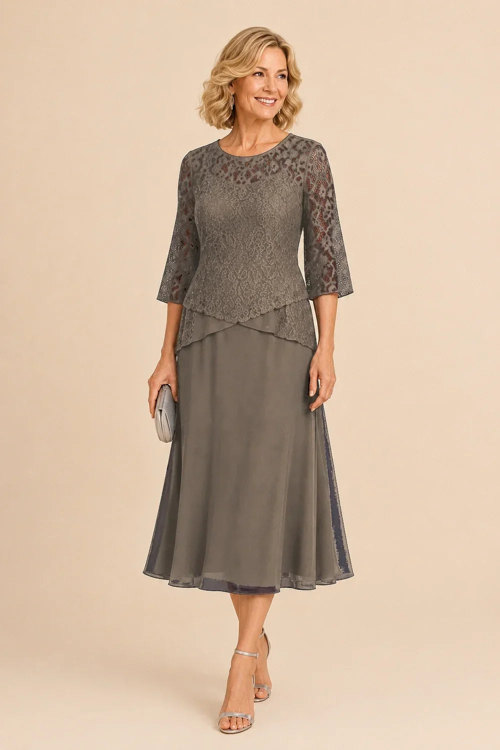 Abito asimmetrico in chiffon con pizzo e perline, lunghezza midi