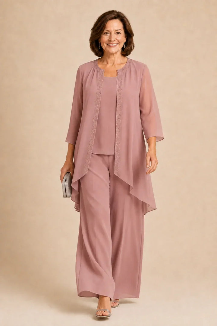 Completo pantalone in chiffon a tre pezzi con giacca drappeggiata e perline
