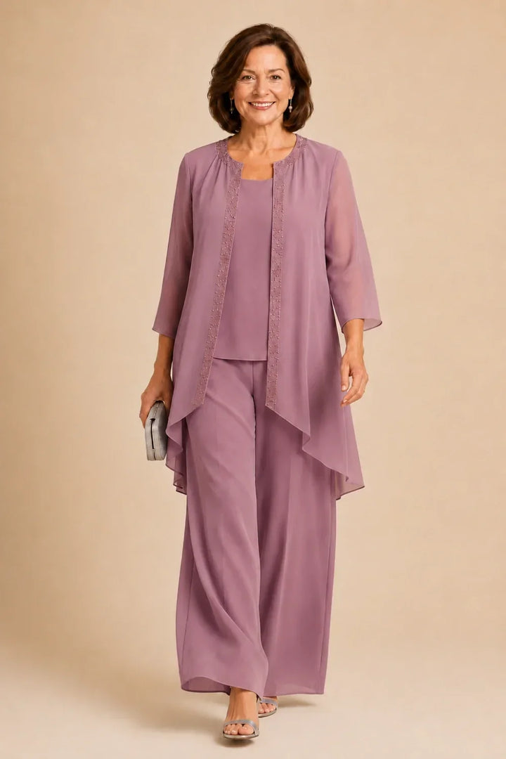 Completo pantalone in chiffon a tre pezzi con giacca drappeggiata e perline