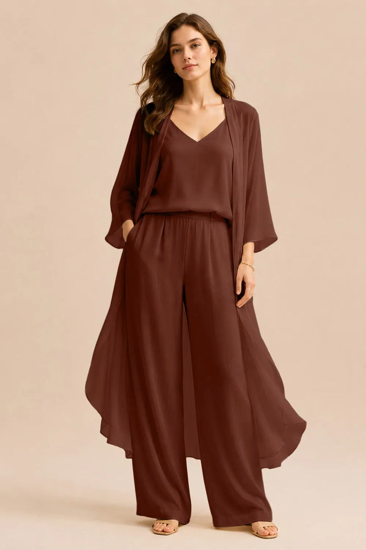 Set raffinato composto da canotta, giacca in chiffon e pantaloni