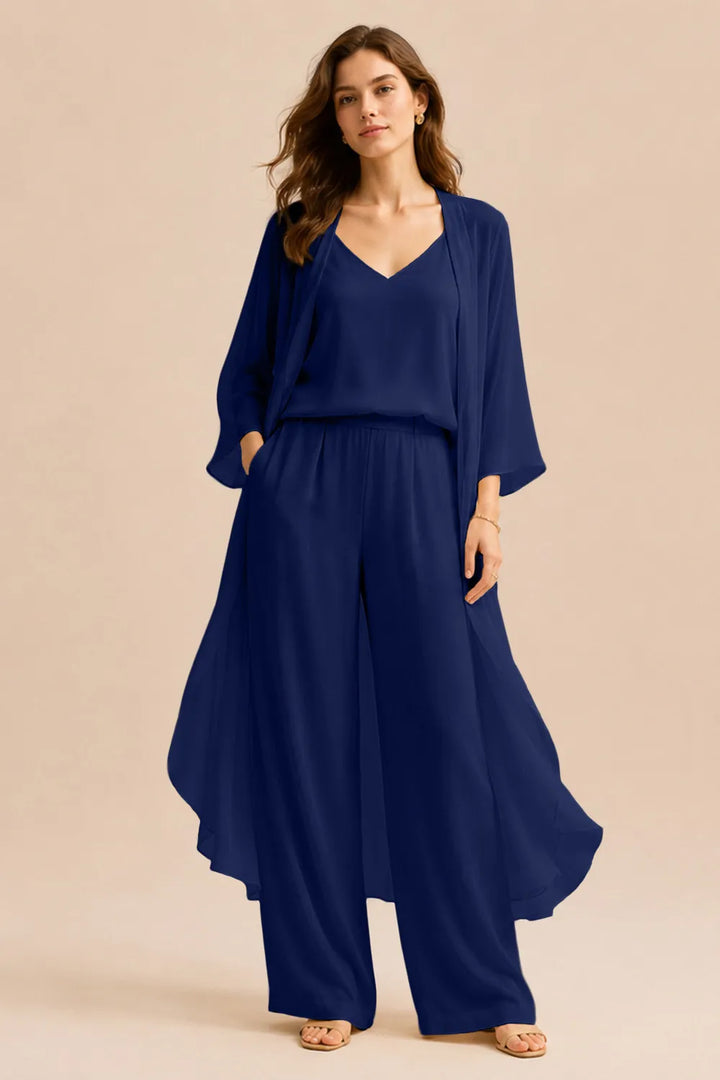 Set raffinato composto da canotta, giacca in chiffon e pantaloni