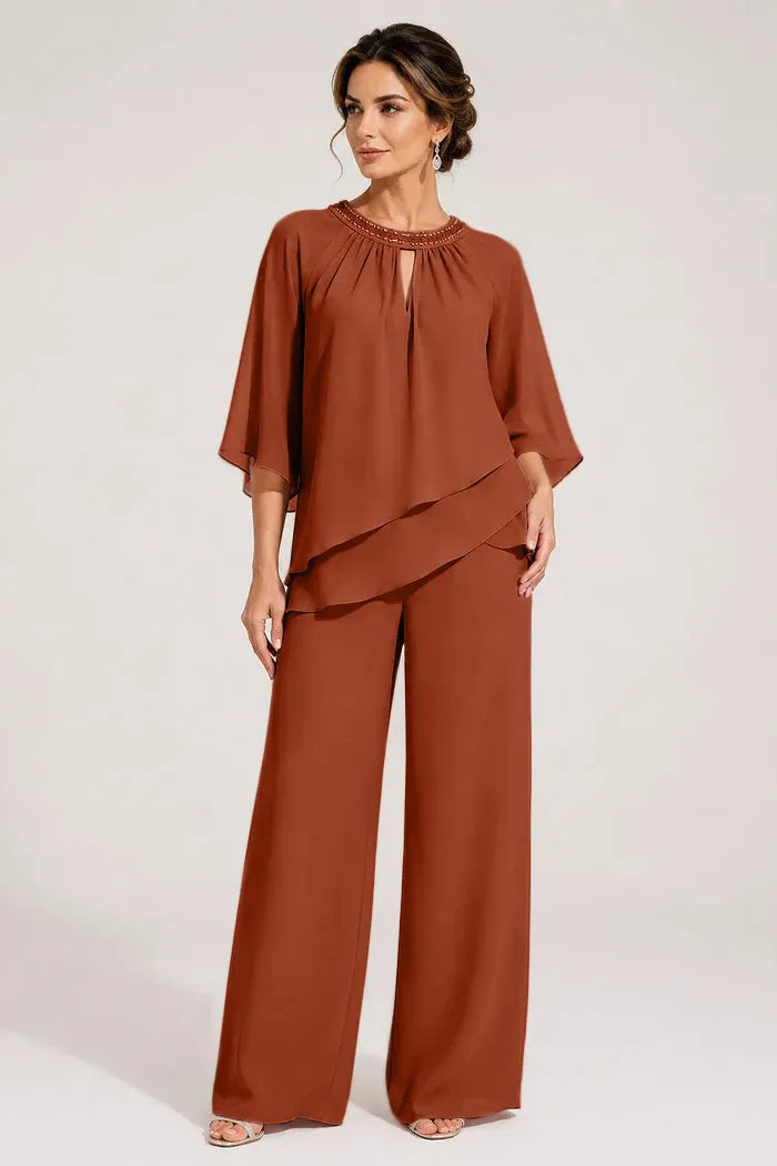 Elegante completo pantalone formale con scollo a goccia