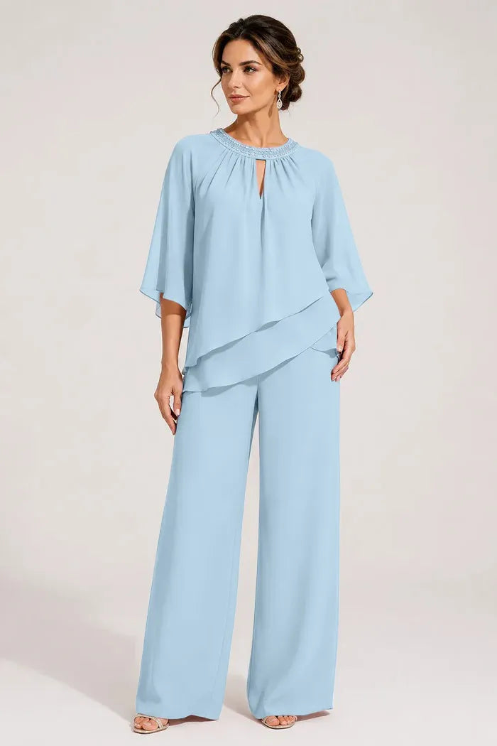 Elegante completo pantalone formale con scollo a goccia