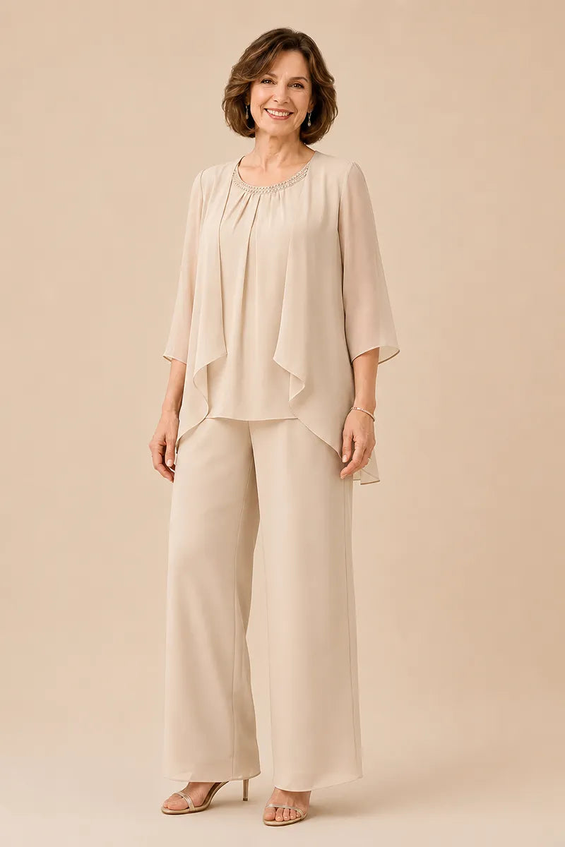 Completo pantalone in chiffon con sopragonna per la madre della sposa