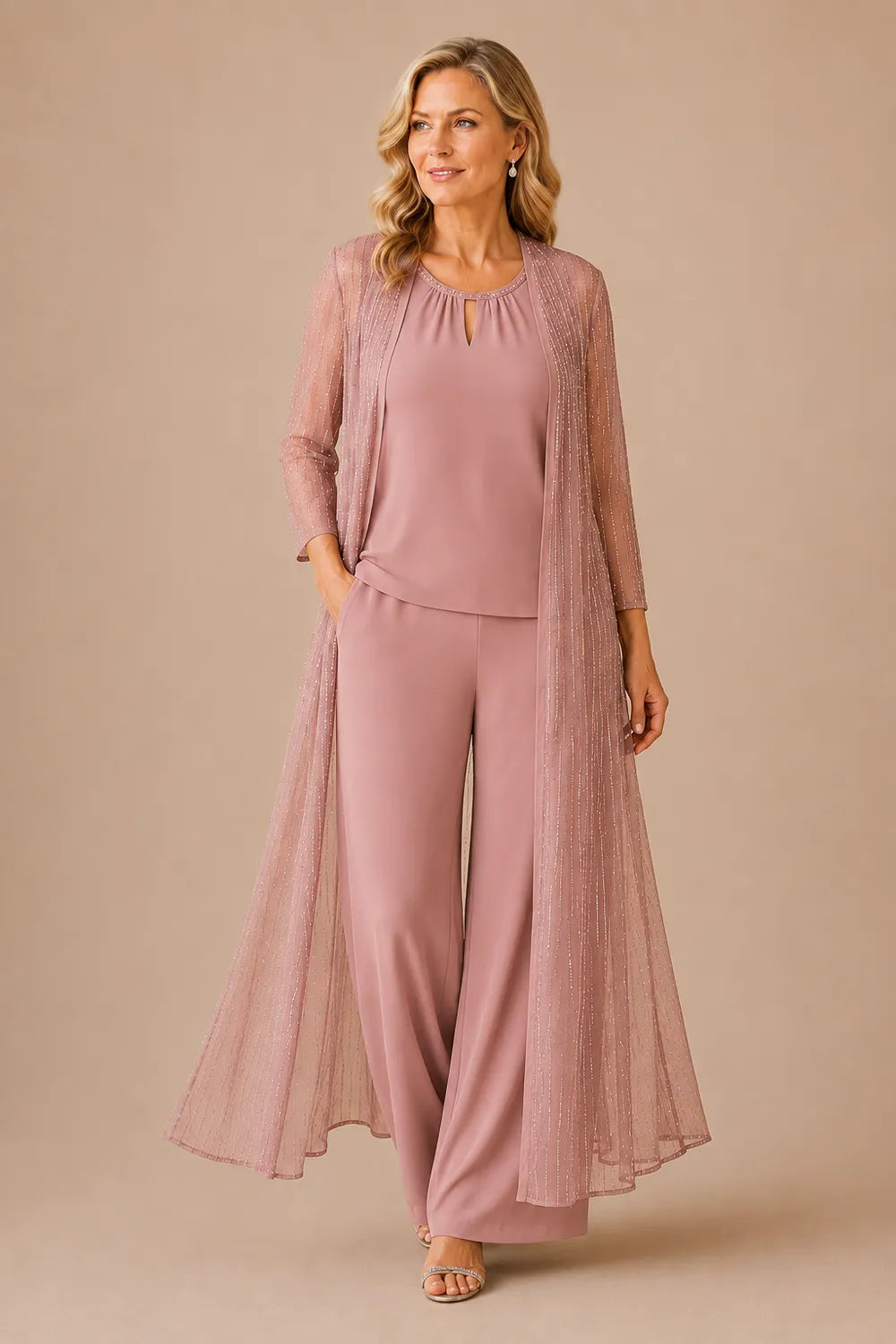 Completo pantalone formale con spolverino trasparente