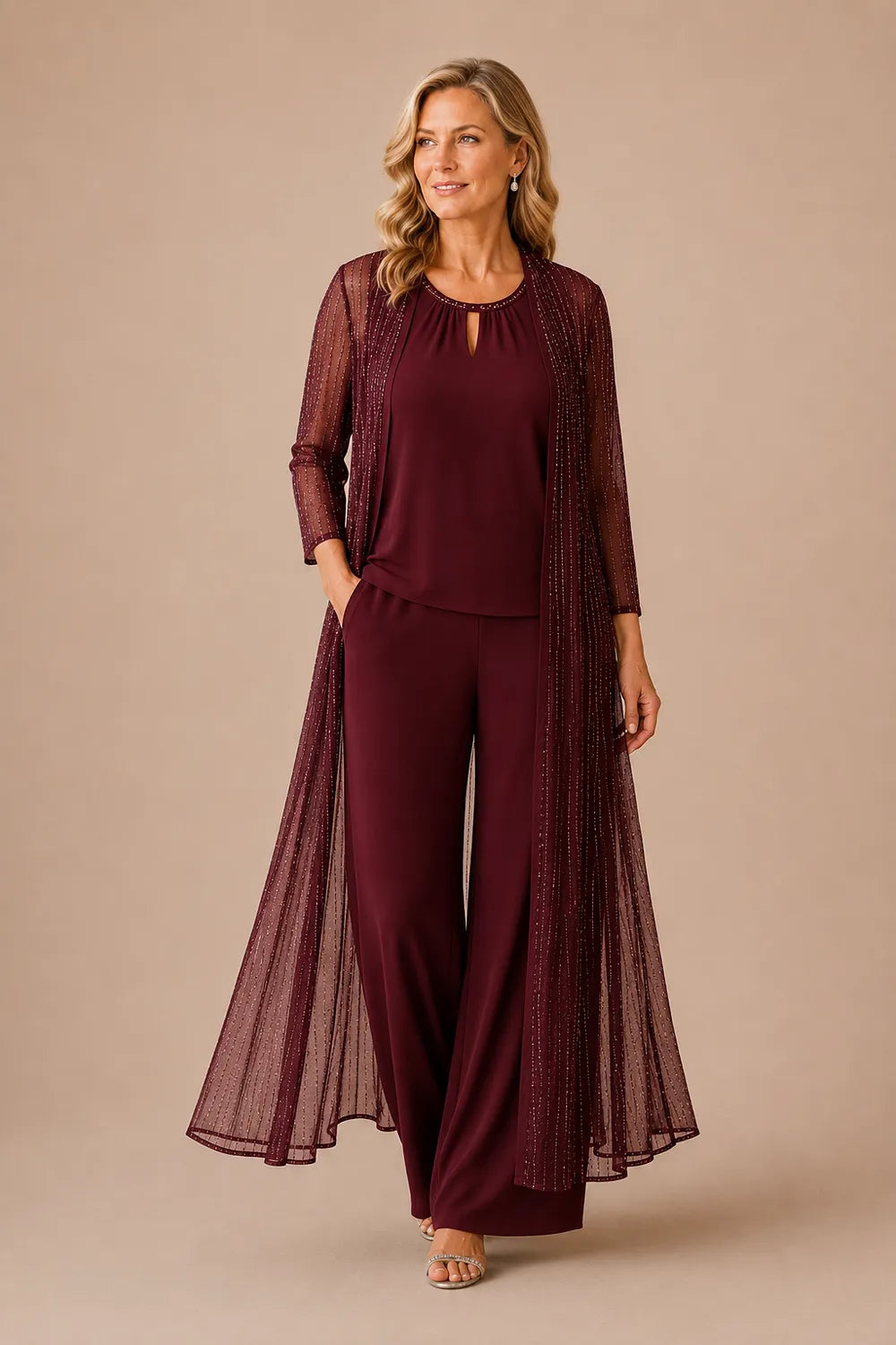 Completo pantalone formale con spolverino trasparente