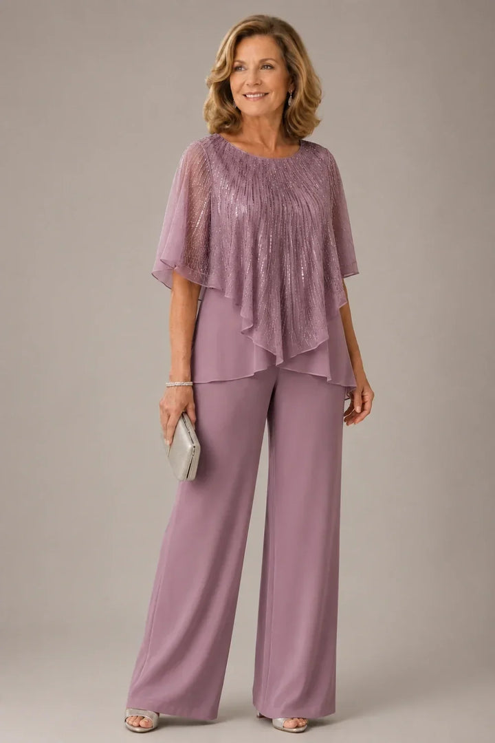 Completo pantalone in chiffon con mantellina di paillettes e pantaloni a gamba larga